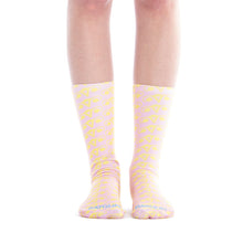Load image into Gallery viewer, Uterus Outline Socks - Pink
